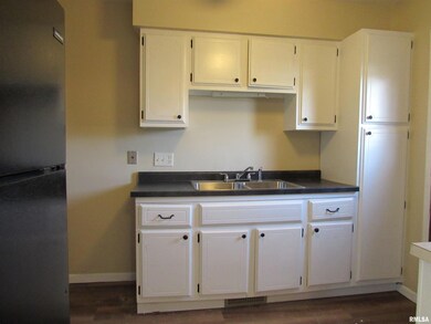 1622 Esplanade Ave, Davenport, IA 52803 - photo 5