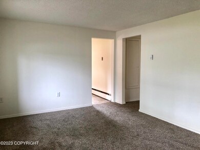 3904 Northwood Dr unit B, Anchorage, AK 99517 - photo 3