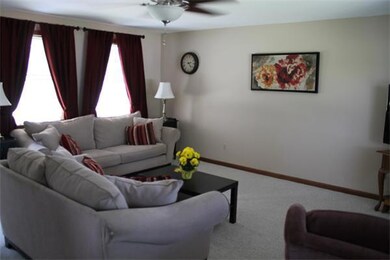 39 Forge St, Feeding Hills, MA 01030 - photo 3