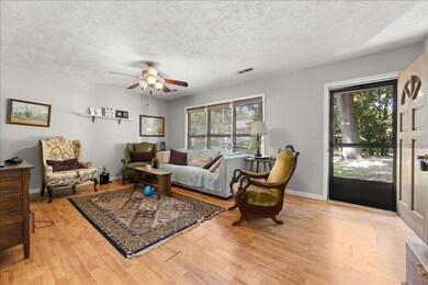 215 Forest - Interior 1