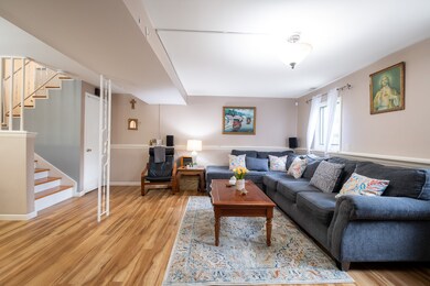 3023 Fairlawn Dr, Columbus, IN 47203 - photo 4