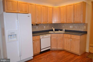 6409 Cloister Gate Dr, Baltimore, MD 21212 - photo 4