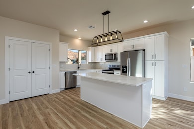 786 Cedar Cir, Kanab, UT 84741 - photo 3