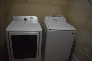 480 Meadow Hill Dr, Alpharetta, GA 30004 - photo 6