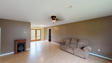 25 Franklin St, Calais, ME 04619 - photo 3