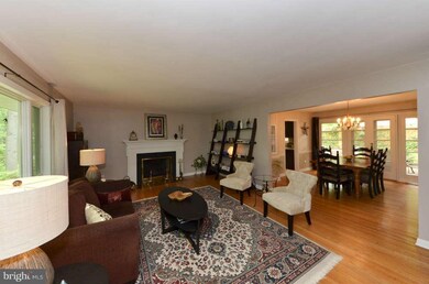 3413 Stoneybrae Dr, Falls Church, VA 22044 - photo 5