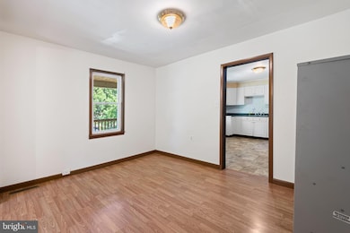 12528 Seavolt Rd, Hancock, MD 21750 - photo 6