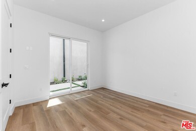 1821 Ashmore Place unit 1, Los Angeles, CA 90026 - photo 3