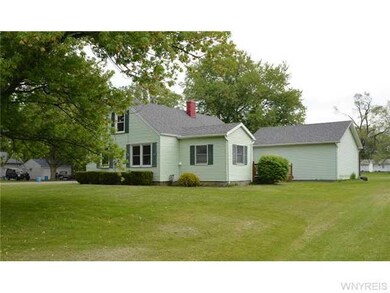 Exterior Front Side yard