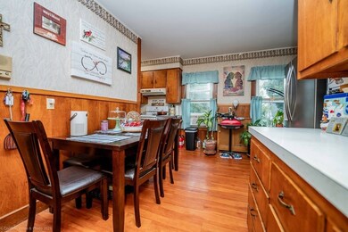 4 Dartmouth St, Taunton, MA 02780 - photo 6