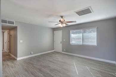 1714 W 7th Ave-7