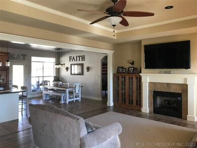 19055 S Potter Cir, Claremore, OK 74019 - photo 4