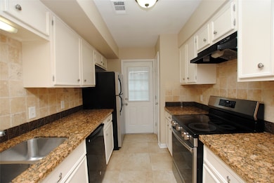 7853 Fuqua St unit 7853, Houston, TX 77075 - photo 6