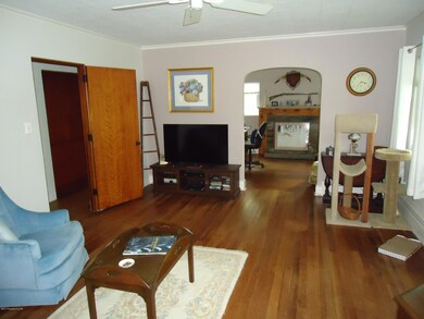 149 Warden Ave, Shavertown, PA 18708 - photo 5