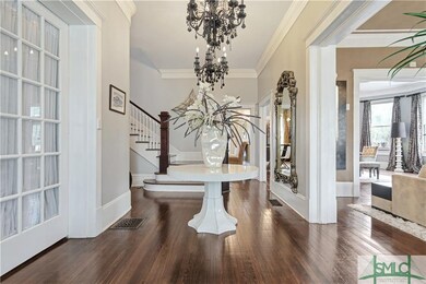 110 E 36th St, Savannah, GA 31401 - photo 3