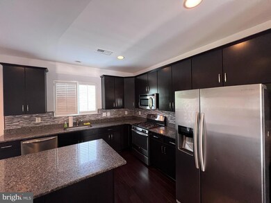 9243 Dawkins Crest Cir, Bristow, VA 20136 - photo 2