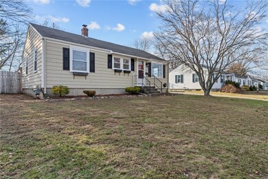 16 Elmbrook Dr, Warwick, RI 02889 - photo 2