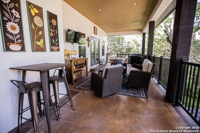 18840 Shadow Canyon Dr, Helotes, TX 78023 - photo 5