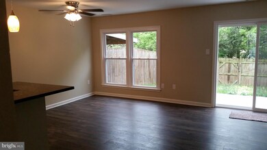 17907 Hickory Ln, Hagerstown, MD 21740 - photo 6