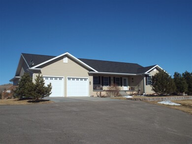 545 E Kabec Rd, North Platte, NE 69101 - photo 3