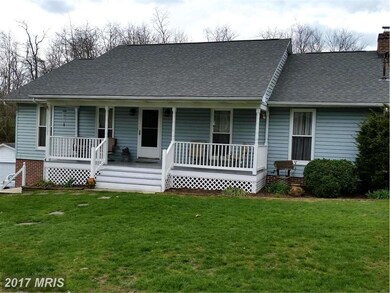 84 Iden Ln, Martinsburg, WV 25404 - photo 2