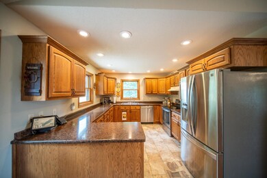 44104 County Road 12, Dakota, MN 55925 - photo 5