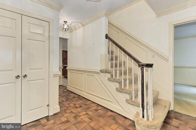 10623 Timberidge Rd, Fairfax Station, VA 22039 - photo 5