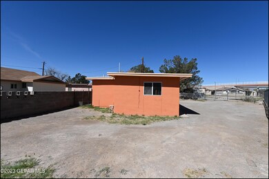 8162 Sharp Rd, El Paso, TX 79907 - photo 2