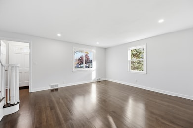 34 Edward St, Bristol, CT 06010 - photo 6