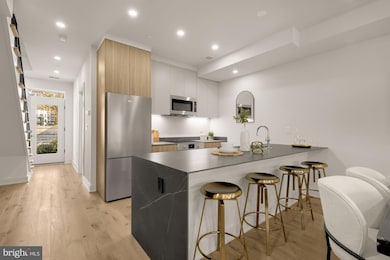 2647 41st St NW unit 4, Washington, DC 20007 - photo 7