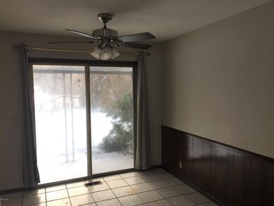 620 Netherfield St NW, Comstock Park, MI 49321 - photo 3