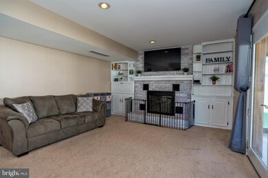 263 Wheatsheaf Ln, Langhorne, PA 19047 - photo 6