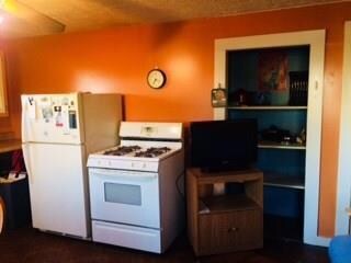 12 Seacliff Ave, Old Orchard Beach, ME 04064 - photo 5