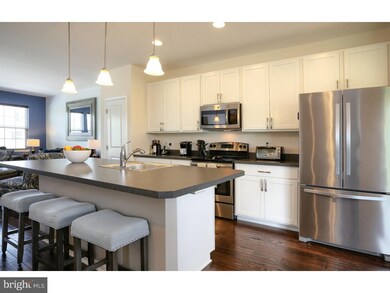 459 Dogwood Dr, Woodbury, NJ 08096 - photo 3