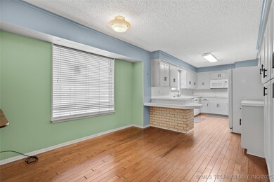 811 Rosewood St, Ardmore, OK 73401 - photo 7