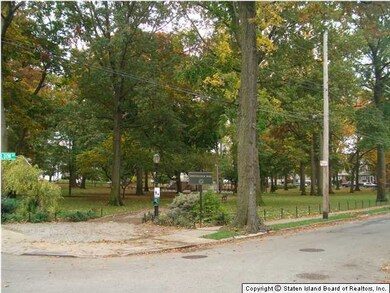 340 Maine Ave, Staten Island, NY 10314 - photo 6