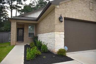 Inviting front walkway to home
