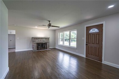 2530 Beryl Ave, Whitehall, PA 18052 - photo 6