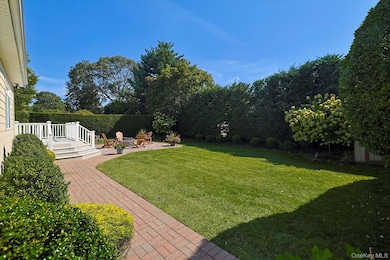 122 Pine St, Rockville Centre, NY 11570 - photo 4