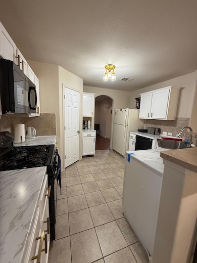 168 Dolomite Dr, Buda, TX 78610 - photo 4