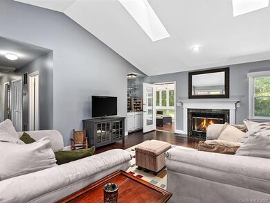 12 Park Ave, Asheville, NC 28803 - photo 4