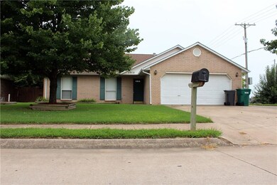3910 W Beechwood Dr, Rogers, AR 72756 - photo 2