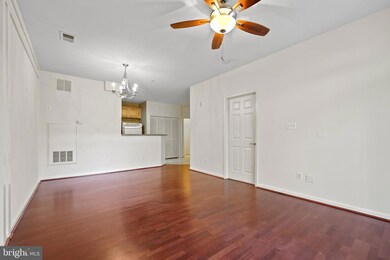 21191 Mcfadden Square unit 105, Sterling, VA 20165 - photo 2