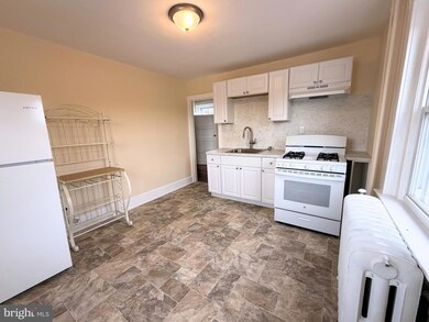 1815 Horace Ave unit 3RD FLR, Abington, PA 19001 - photo 3