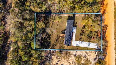 45 Royal Palm Ave, Defuniak Springs, FL 32433 - photo 4