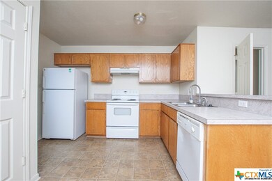 4207 Primrose Dr unit A, Copperas Cove, TX 76522 - photo 6