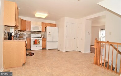 612 Sangreal Ct unit 612, Mantua, NJ 08051 - photo 3
