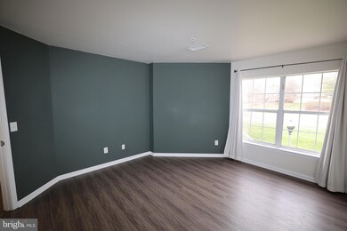 45090 Brae Terrace unit 201, Ashburn, VA 20147 - photo 4