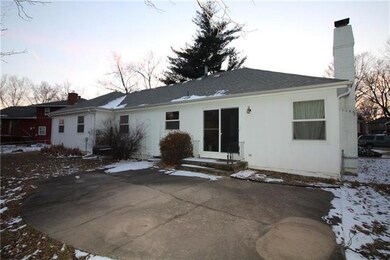 5223 Garnett St, Shawnee, KS 66203 - photo 2