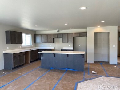 146 S Mystical Ave, East Wenatchee, WA 98802 - photo 2